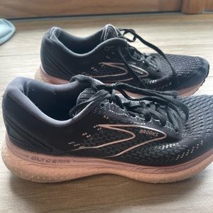 Brooks Glycerin 19 womens size 8.5